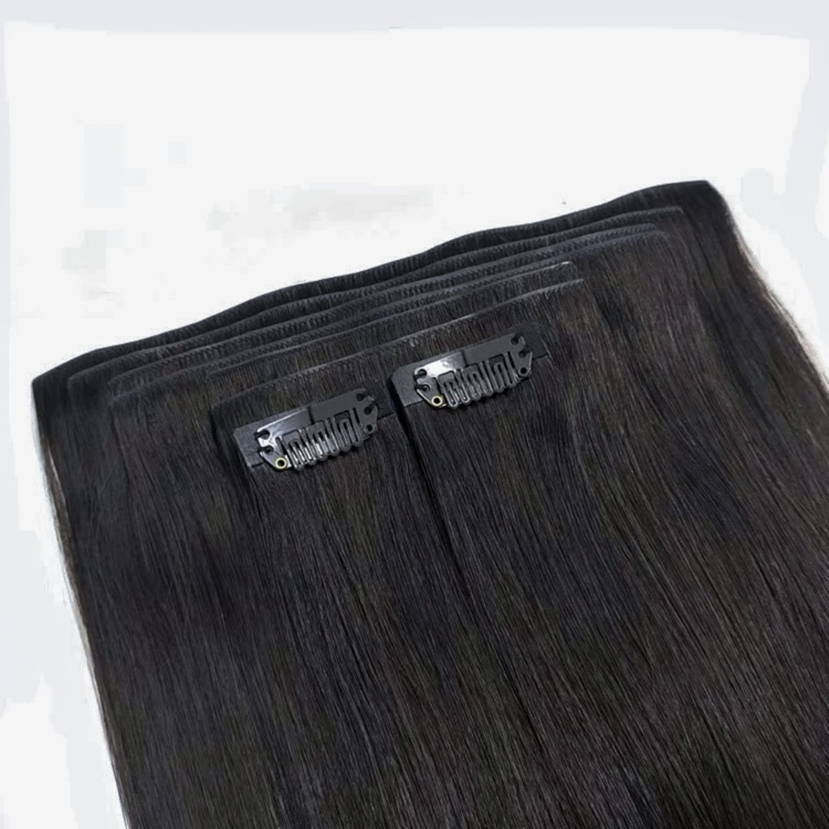 INVISIGRIP™ CLIP-IN EXTENSIONS (120G) - Image 4